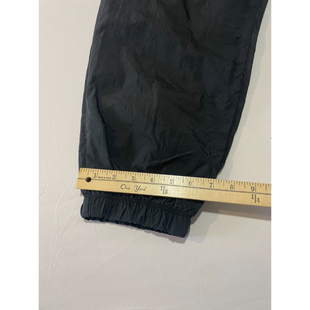 Nike Women’s XL Sportswear Essential Mid-Rise Jogger Pants Black Windbreaker Log - Picture 8 of 10